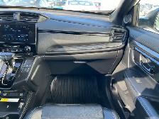 2022 Honda CR-V Touring AWD | Command Start | No Reported Accide - Photo 19