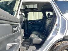 2022 Honda CR-V Touring AWD | Command Start | No Reported Accide - Photo 24