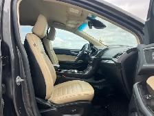 2020 Ford Edge SEL AWD | Command Start | Heated Seats - Photo 22