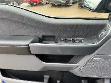 2022 Ford F-150 XLT Crew Cab 7.3L V8 | No Accident | Reverse Cam - Photo 15