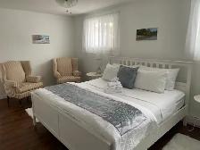 Port Franks 1 Bedfoom fully furnished apartment - Photo 7