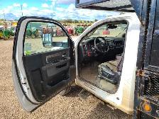 2015 Ram 5500 - Photo 9