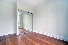 Spacious & Bright 2 Bed, 2 Bath Condo for rent in North York - Photo 7