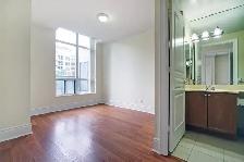 Spacious & Bright 2 Bed, 2 Bath Condo for rent in North York - Photo 12