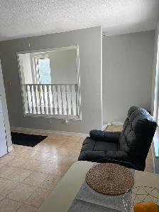 Female Room for Rent - 1 min walk to WLU & UofW - Photo 6