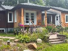 PETIT DOMAINE PRIVÉ À SAINTE-ADÈLE — 3 BÂTIMENTS — 749 000 $ - Photo 4