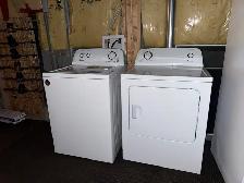3 Bed 1.5 Bath Unit in Edmonton, AB - Photo 2