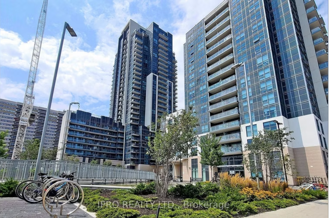 Luxury Condo Furnished Master Bedroom for Rent  $1,499/month