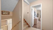 4 LEVEL SPLIT HOUSE - Photo 8