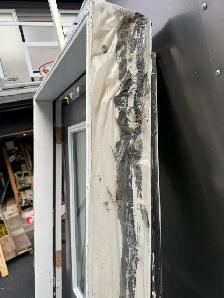 Exterior door - Photo 3