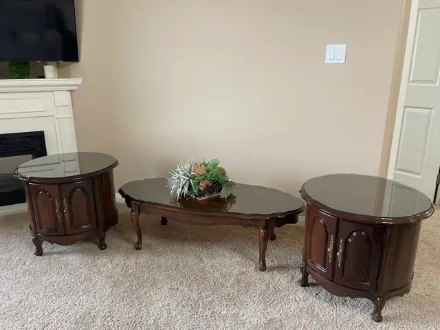 3 Piece Coffee & End Table Set