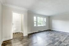 JUST LISTED - Renovated Bungalow with TOTALLY DRY BASEMENT! - Photo 2