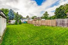 JUST LISTED - Renovated Bungalow with TOTALLY DRY BASEMENT! - Photo 7