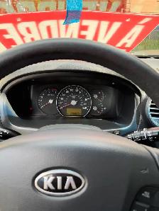 Kia Rondo 2009 - Photo 2