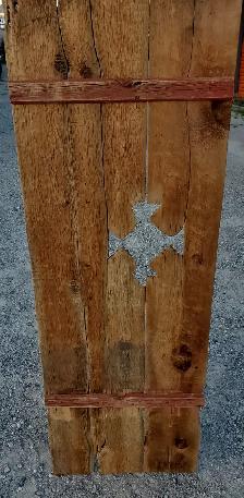 19th Century White Pine Barn Peak Cut-out - Photo 2