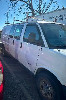 2012 Chevrolet Express - Photo 2