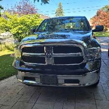 PICKUP TRUCK LOW KM - Photo 2