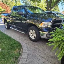 PICKUP TRUCK LOW KM - Photo 3