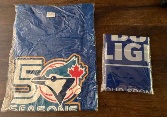 Blue Jays shirt and flag brand new