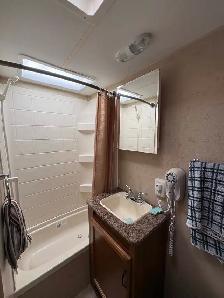 2012 Creekside Travel Trailer 22’ - Photo 3