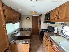 2012 Creekside Travel Trailer 22’ - Photo 7