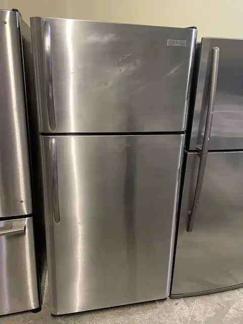 Réfrigérateur stainless 30'' standard Frigidaire
