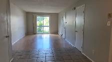 2 Large Bedroom in Aylmer /Gatineau (Marina) - Photo 3