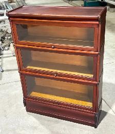 Antique Macey Three Tier Mahogany Barrister Bookcase (c. 1920s) - Photo 2