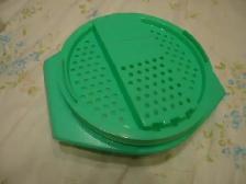 TUPPERWARE CHEESE GRATER - Photo 2