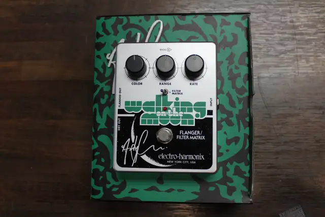 Electro-Harmonix Walking On The Moon Andy Summers Flanger