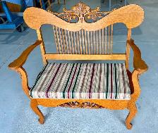 Antique Quarter-Sawn Oak Settee (w Carved Crest Rail, c. 1930s) - Photo 9