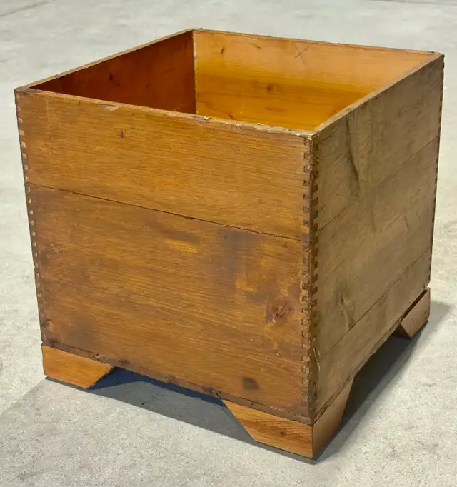 Vintage Wooden Finger-Jointed Storage Box (Early 20th Century)