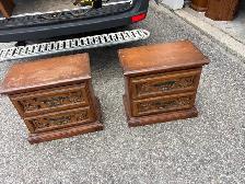 Free delivery antique Pair of Vintage Wooden Nightstands - Photo 7
