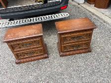 Free delivery antique Pair of Vintage Wooden Nightstands - Photo 8