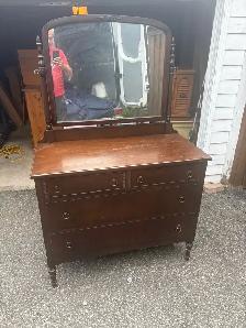Free delivery antique Vintage Wooden Dresser with Mirror - Photo 3