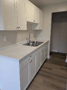 Attractive 2 Bedroom - Photo 3