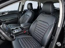 2022 Ford Edge AWD | Leather | Panoramic Sunroof | NAVI | Heated - Photo 10
