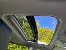2021 Toyota RAV4 Limited AWD (Gas)71,000 km Clean Winter tire - Photo 5
