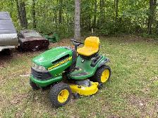 John Deere riding mower - Photo 5