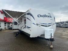 2013 Keystone Outback 298RE SPACIOUS, COUPLES UNIT