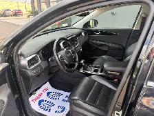 2019 KIA SORENTO EX - LEATHER SEATS - NAV - 3RD ROW SEATING - Photo 9