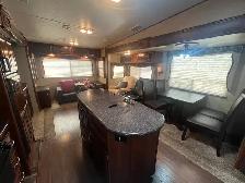 2014 Forest River Crusader 295RST, SPACIOUS, COUPLES UNIT - Photo 15
