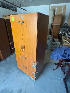 Free delivery used Wooden wardrobe with drawers - Photo 8