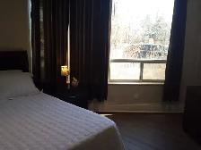 1 BEDROOM   DEN FURNISHED GROUND FLOOR CANDO SHORT/L RENT AT SQ1 - Photo 10