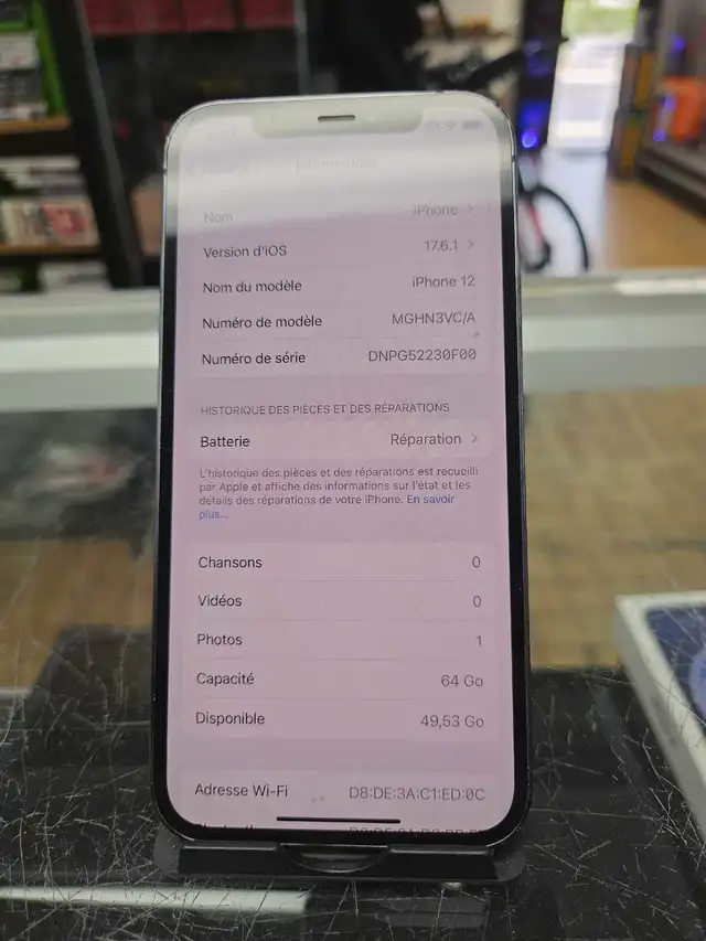 Apple iPhone 12