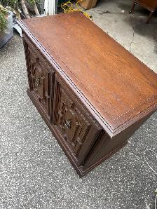 Free delivery used Wooden Cabinet with Double Doors - Photo 6