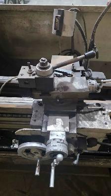 Victor 1640B Engine Lathe - Photo 3