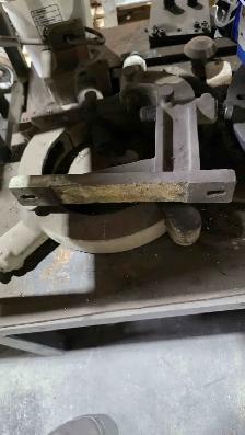 Victor 1640B Engine Lathe - Photo 9