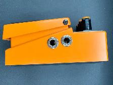 Boss ds-2 Distortion Guitar Pedal - Photo 4