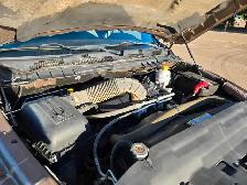 Dodge Ram SLT Hemi 4x4 Truck - Photo 10